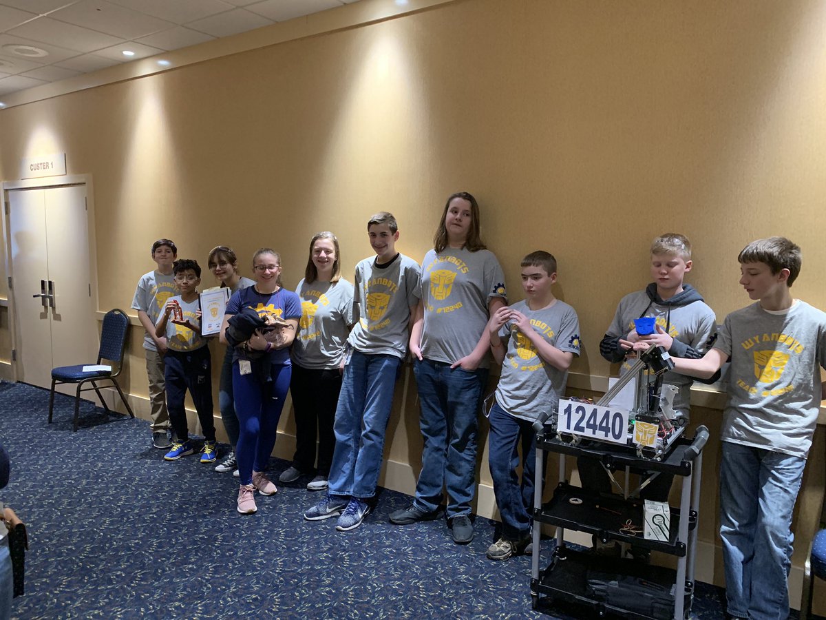 robotics_wms's tweet image. Wyanbots, ROLLOUT! (For judging)