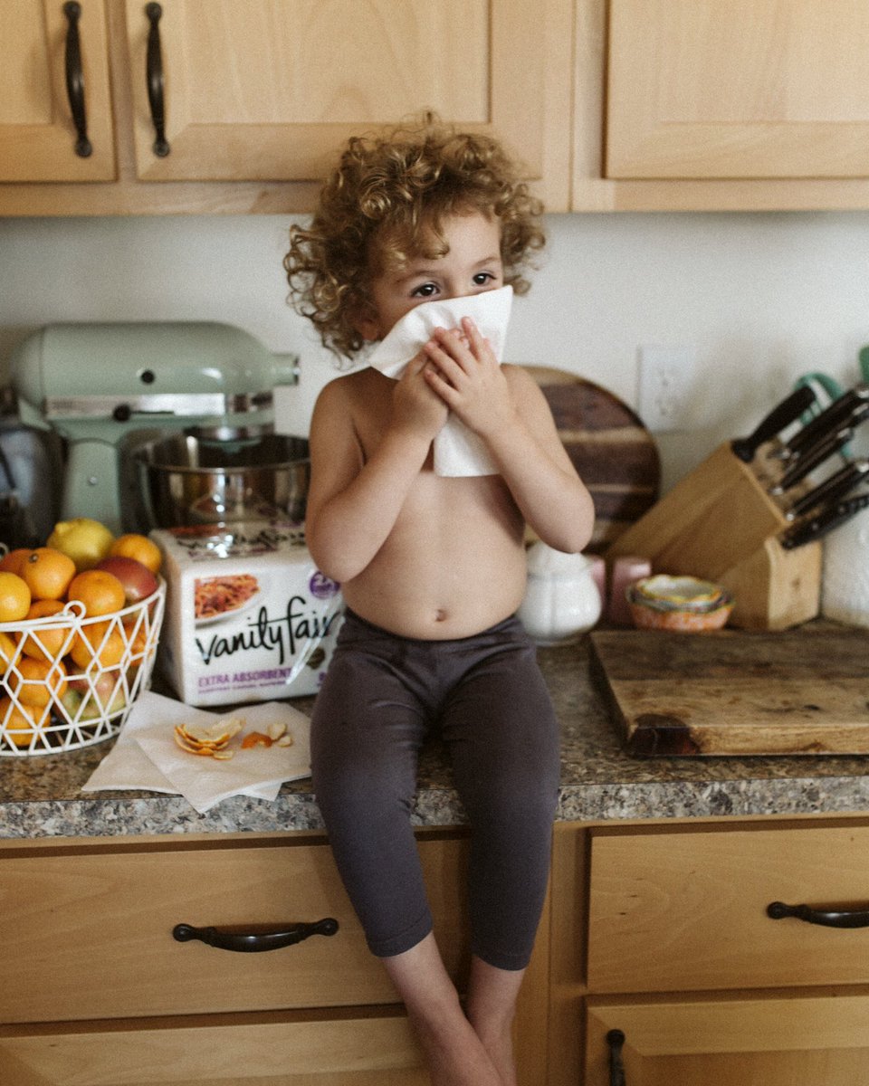 Moments in the kitchen are precious - even when the little one makes a mess. With Vanity Fair® Extra Absorbent Napkins clean up is quick and easy! clvr.li/vanityfairnapk… #ad #VanityFairNapkins