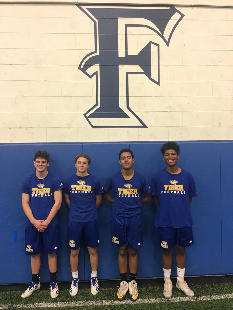 SemperImpetus's tweet image. Freshman Fast Friday Champs!! Brooks Hocutt, Sterling Inman, Jeremiah Washington, and Jordan White.