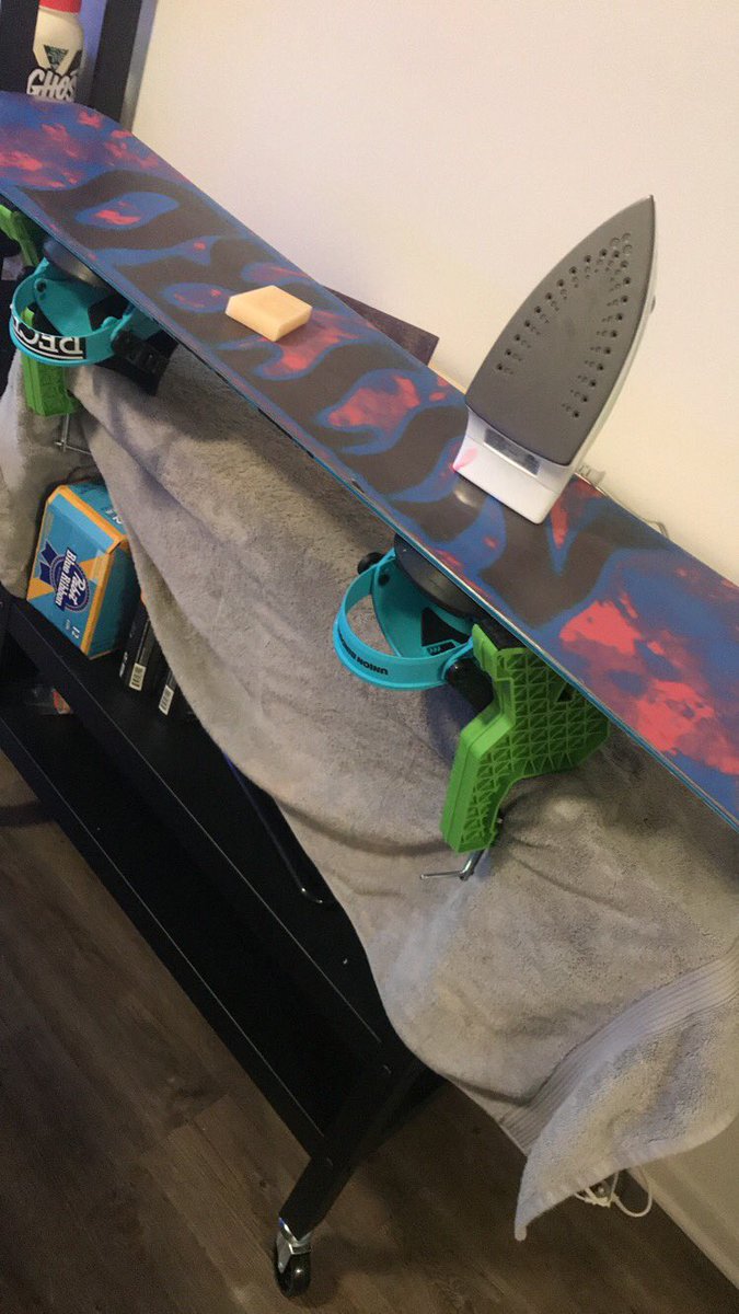 BayleyCurrey's tweet photo. Getting the whip waxed up and ready for the upcoming trips #boardin https://t.co/GRj7bZIqWf