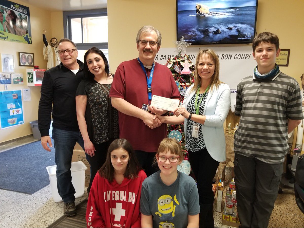 Merci beaucoup à Santé Publique Chatham-Kent pour le don pour notre journée smoothie!