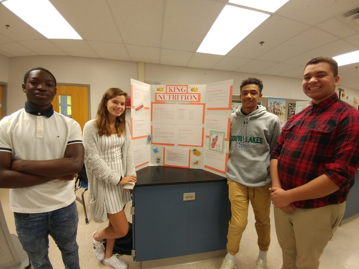 fcpsaap's tweet image. Ms. Offutt&apos;s honors bio class - plump nut PBL! #FCPSISD #fcpspog