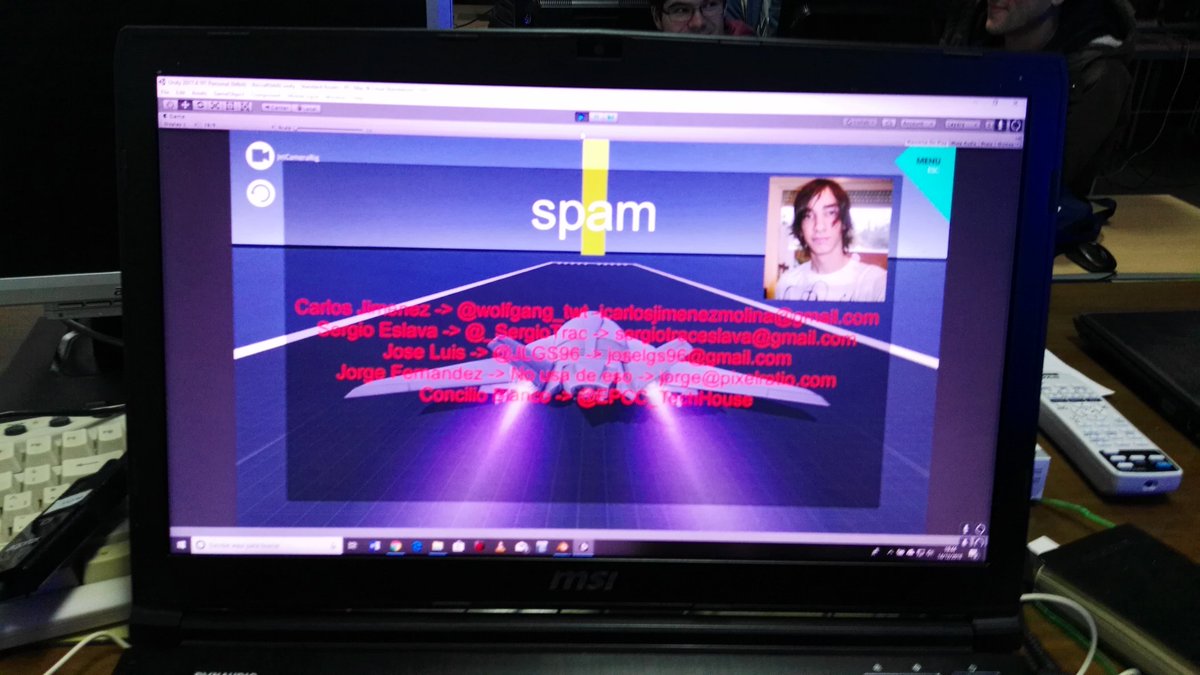 EPCC_TechHouse's tweet image. Redes del concilio blanco: 
@EPCC_TechHouse 
@wolfgang_twt 
@_sergioTrac 
@JLGS96 
Jorge Fernández que no tiene
Mención especial a nuestro querido presidente @MikelShadow que no ha podido estar porque anda currando en Madrid pero sin el esto tampoco seria posible ^^