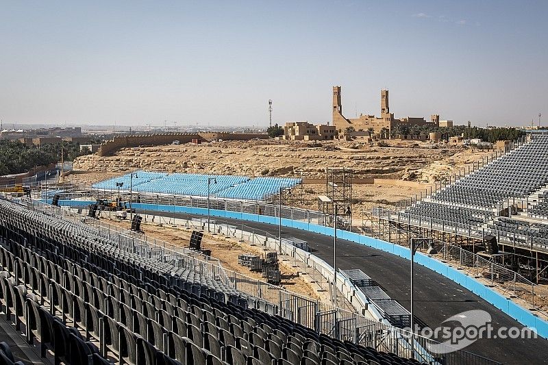 VictorPinedaMx's tweet image. Horarios para el Ad Diriyah ePrix bit.ly/2ULpsuS