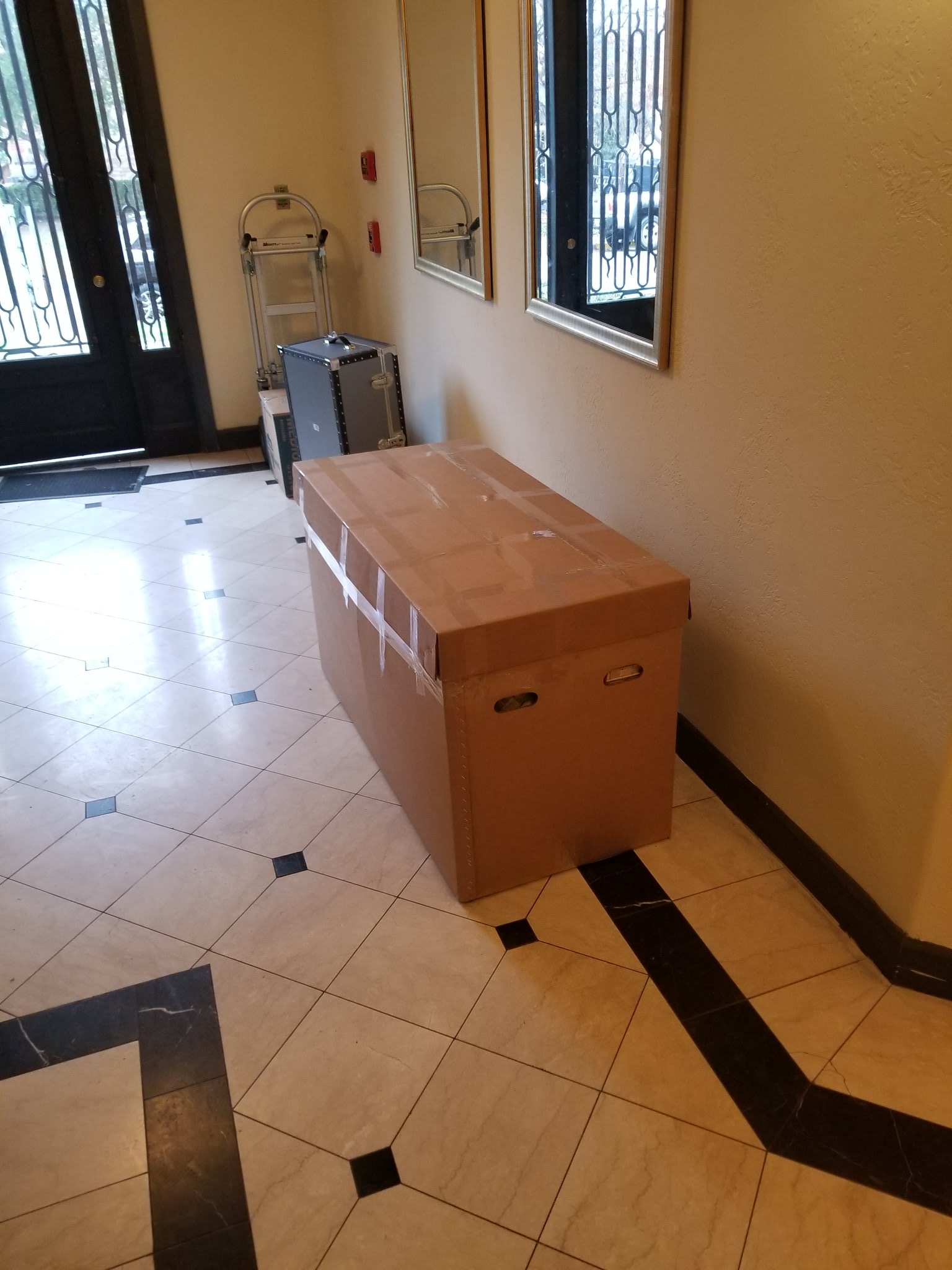 Pony Up Moving (PonyUpMoving) / Twitter