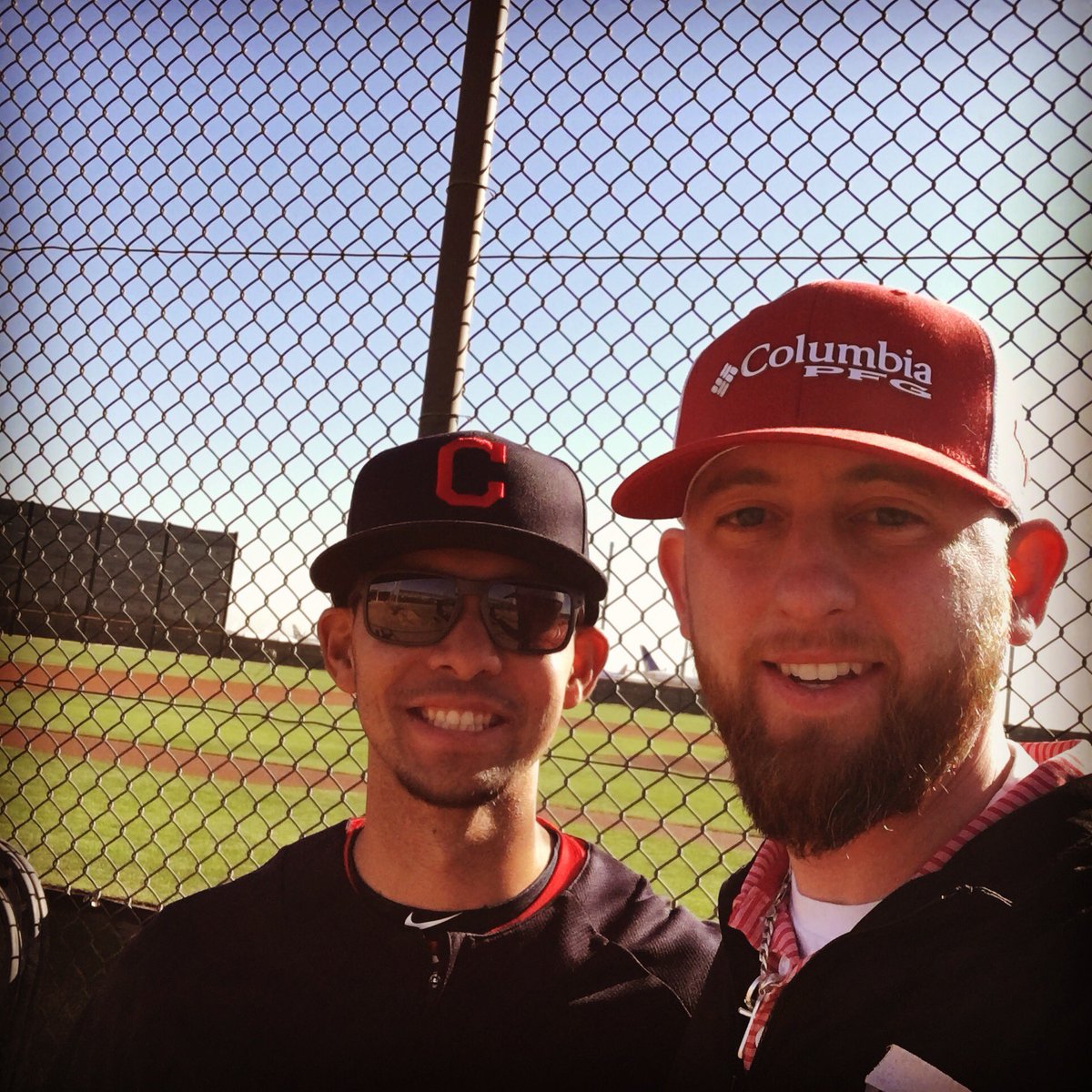 thevalleshield's tweet image. Throwback to spring training and spending some time with @ThatGuy__Kai One of the best fielding instructors in the game! He will be hanging at our booth selling some #fridayfielders gear at the @ABCA1945 this year. Stop by, pick up some gear and talk baseball! #abca #valleshield
