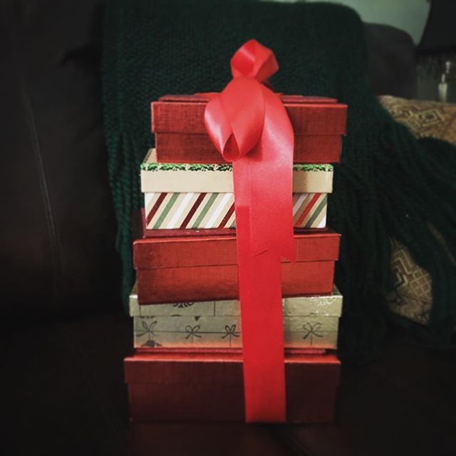 KerriMcGregor's tweet image. 🎁A surprise gift from longtime clients. An awesome way to end the week 🙂
#lovewhatyoudo #surprisegift #prettypackaging #friyay #digitalmarketing #workperks