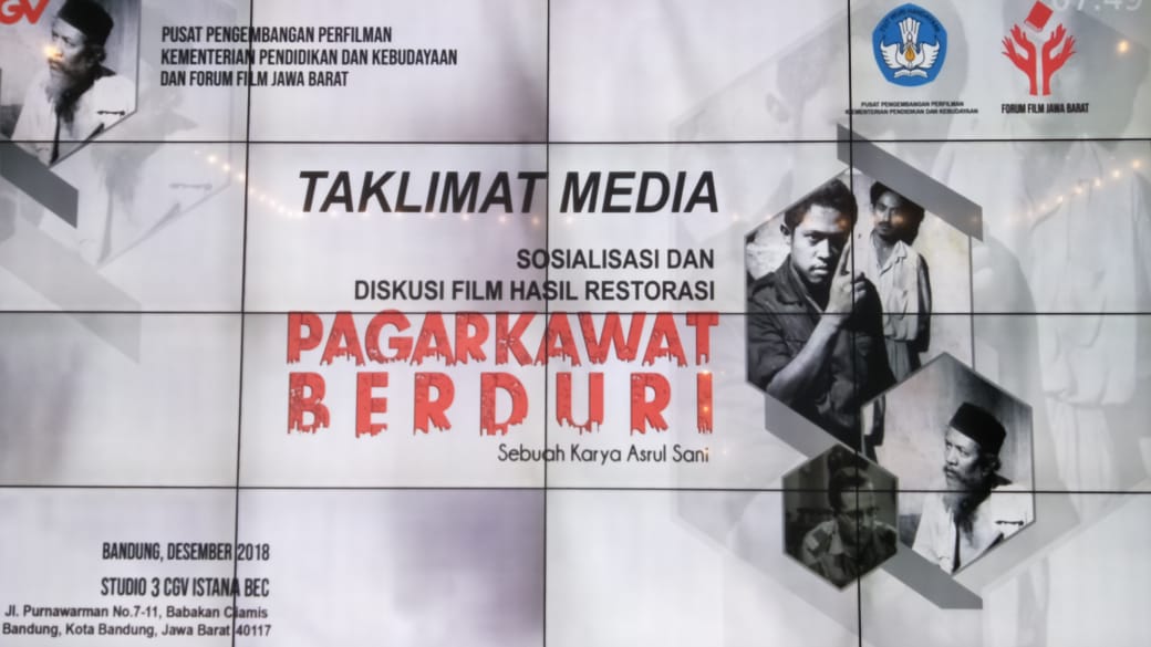 Pusbangfilm On Twitter Nantikan Siaran Langsung Taklimat Media Dan Diskusi Film Hasil Restorasi Pagar Kawat Berduri Setelah Pemutaran Pukul 11 00 Wib Siang Nanti Melalui Halaman Fb Pusbangfilm Restorasifilm Filmindonesiaklasik Https T Co