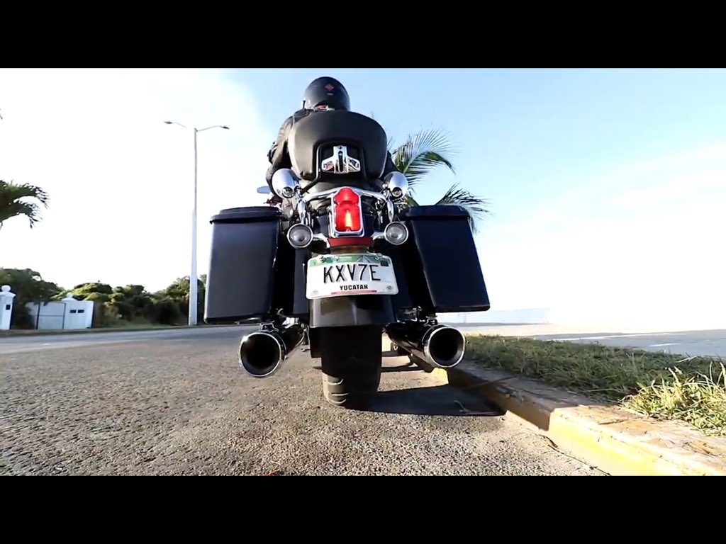 CigarsBikers's tweet photo. #MeChocaCuandoPublican una foto de biker y no describen donde fue tomada la foto 😠
#cozumel una isla hermosa 

Checa este video/ Knows the video 
https://t.co/ThfxYrPKmn https://t.co/Prbx6uKSD4