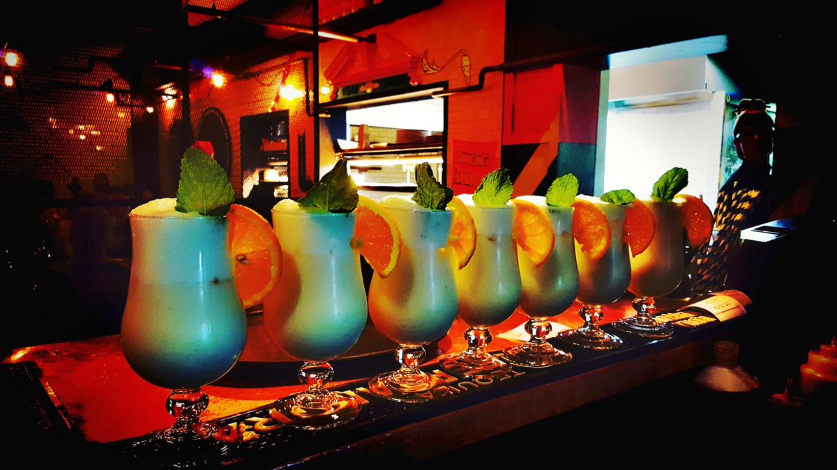 Hismechanic's tweet image. Hola, still a few spots left for this evening if you need a space to meet mates or take family #gardentime #frewville #Adelaide