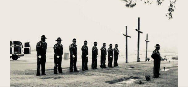 HGPrimetime's tweet photo. #honorguardsofamerica🇺🇸 Remember our fallen - California Wasco State Prison Honor Guard unit! These will appear in our Honor Guards Magazine in 2019! #honorguardslife #honorguardsmagazine @hallofhonorguards @museumofhonorguards @honorguardsmagazine https://t.co/YVvLdttJi2