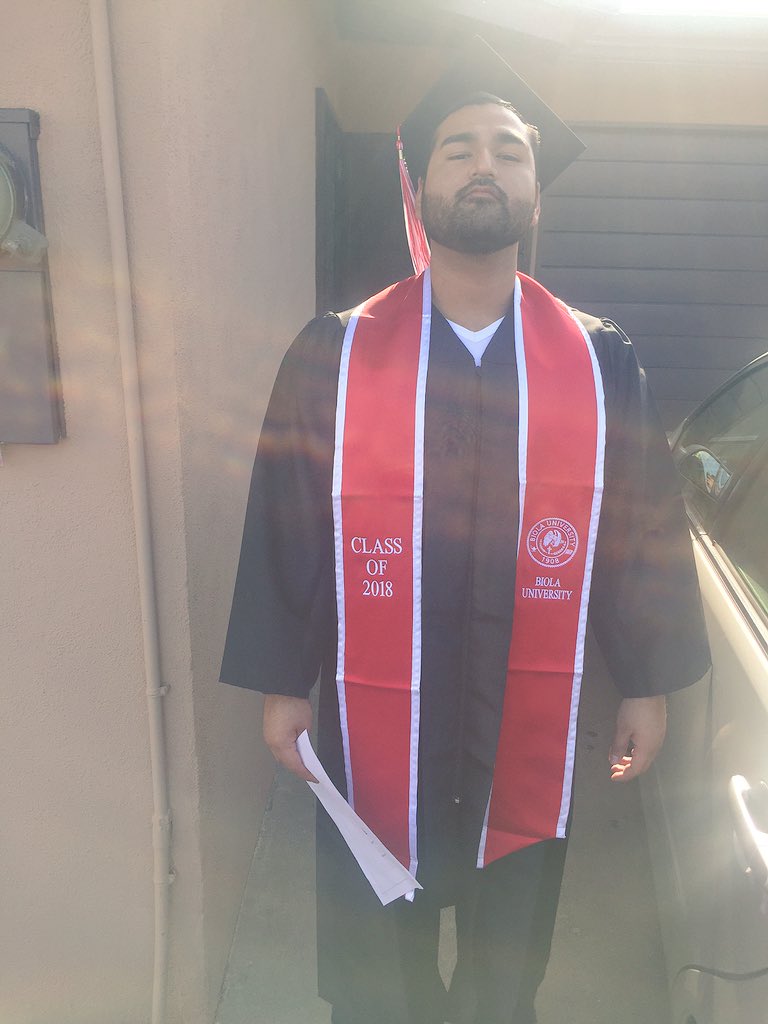 itscalledstef's tweet photo. We're so proud of you Juan Carlos!! Our Bachelor in Mathematics ❤️ I love you!!!! #BIOLAGRAD https://t.co/wH4COyM8k5