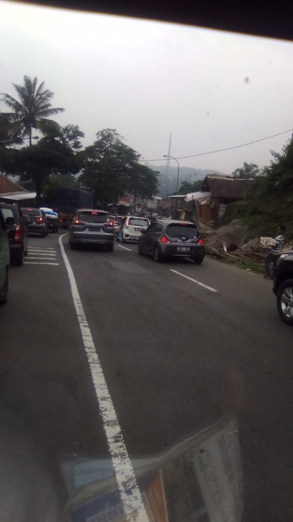 Travel Garut-Bandung tweet media