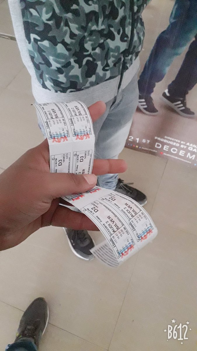 actor_yash_'s tweet photo. @iamsrk sir loved thid movie....... specially the character of bauaa singh..... https://t.co/FZ9od3n1xb