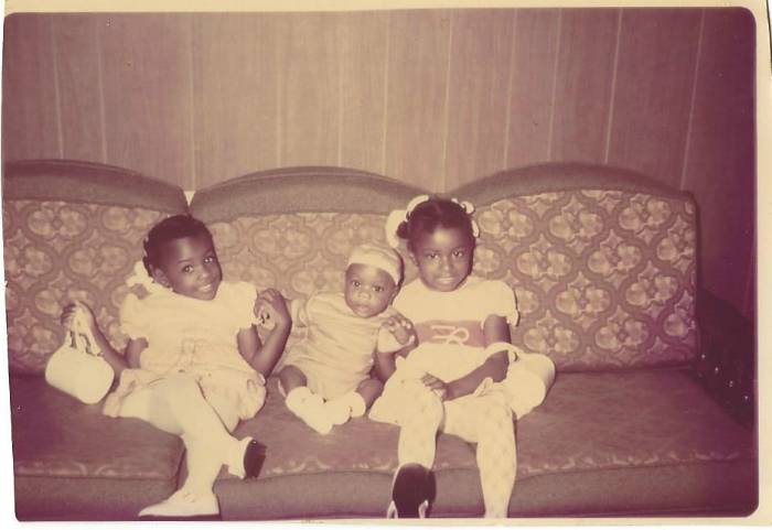 NicolesChoice1's tweet photo. @SouthwestAir @SwedishFish @SouthwestAir @SwedishFish - Here are me, my sister, and little brother dressed up for #Christmas church service!! #ReelThrowback #Sweepstakes @DwilightF66 @JohnnieBowers47 https://t.co/dYGIwbFiav