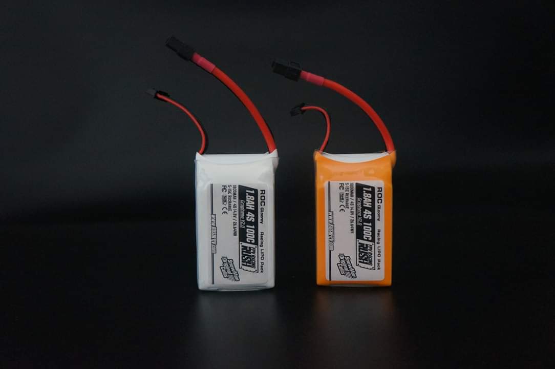 ElliotYu_CN's tweet photo. 4s drone battery 1800mah
Representitive:droneracing.elliot@gmail.com
#tankrace #rushvtx #rushfpv #rushtank #fpvrace
#dronefpv #dronerace #fpvracing #fpv #fpvlife #rush #stphobby #stp #droneracing #Dronebattery https://t.co/D8LYTkq1lS