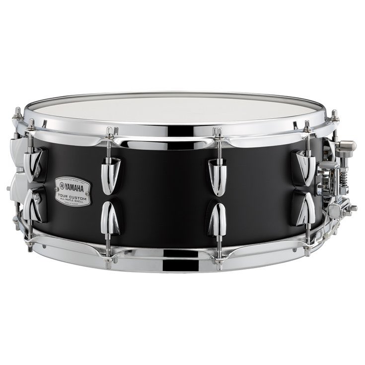 Yamahadrums_jp's tweet photo. 本日一斉発売❗️5色の豊富なカラーと、オールメイプルで驚愕の価格を実現❣️ヤマハのツアーカスタムスネアドラムはヤマハアブソルートドラムショップ(#YADS)を中心に入荷しております‼️3連休は是非YADSへ❗️ https://t.co/uN8aG8P46c