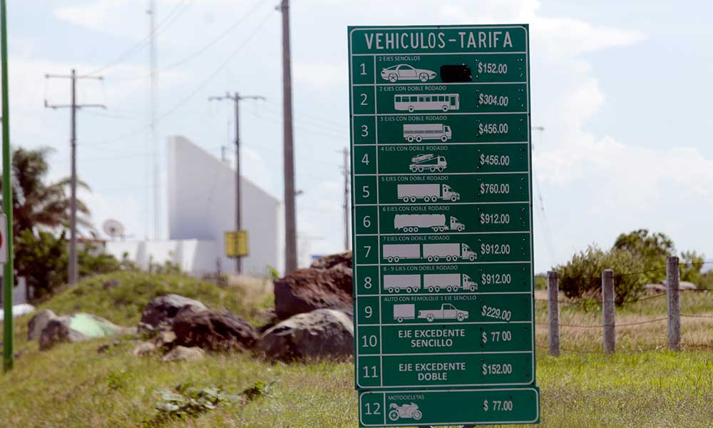diarioelpopular's tweet photo. #Entérate | Junta tus monedas en el camino porque #Capufe informó que a partir del marte 1 de enero de 2019, dejará de recibir pagos mediante tarjetas de crédito y débito. https://t.co/D3I90lmbhn https://t.co/Kbc5TWp1Mj