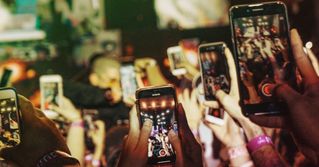 FASTSIGNSV's tweet image. Social media predictions for 2019: a return to personal authenticity feedproxy.google.com/~r/fastcompany…