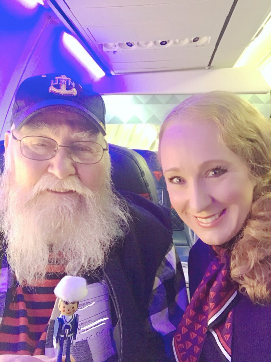 ANGEL ALERT! Chief Carpenter (Ret. US Navy) handed out handmade wooden soldier ornaments to pax and crew on my flight. Such a wonderful gesture from a great man! My heart is so full this holiday season 🎅🏻❤️🇺🇸💝 #MerryChrismas #MerryEverything #USNavy #veteran