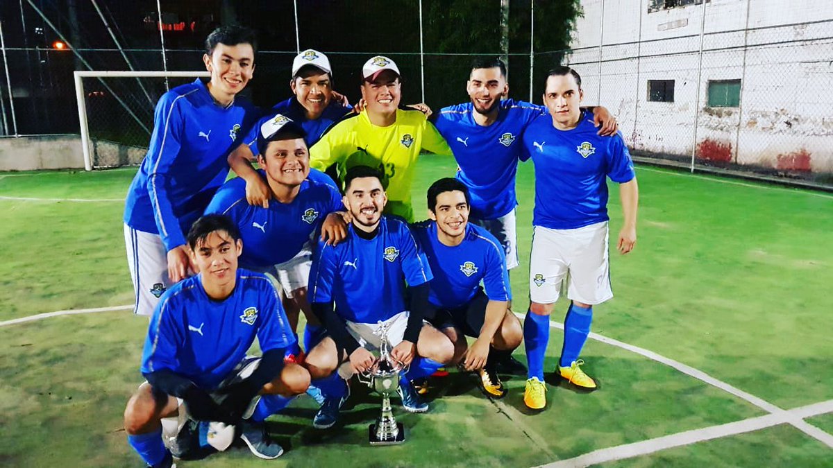 JesusPerezgar's tweet photo. Llego la primera ¡SOMOS CAMPEONES! @bandidos_fc https://t.co/yILozr1VhR