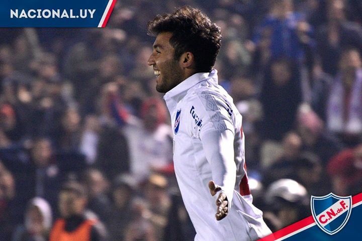 AHORA | Se acaba de cerrar el acuerdo entre Tabare Viudez y Olimpia de Paraguay. Tres años de contrato para el jugador que partirá en condición de libre en los próximos días a Asunción para hacer los estudios médicos.