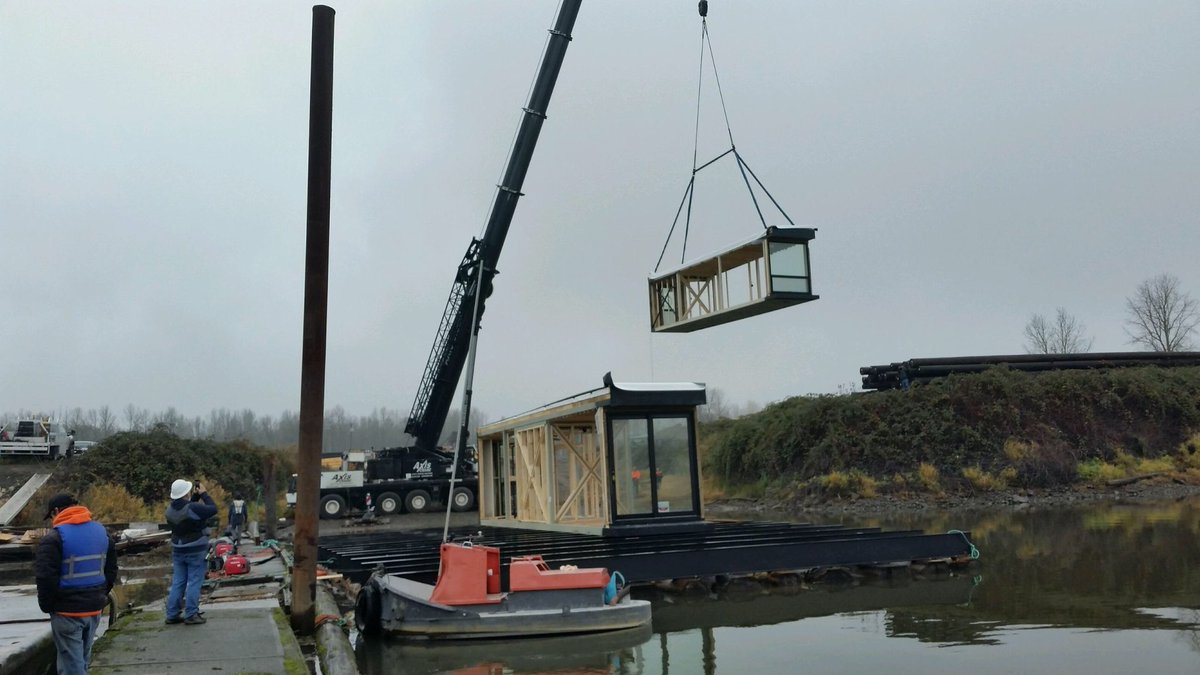 #axiscrane #cranes #rigging