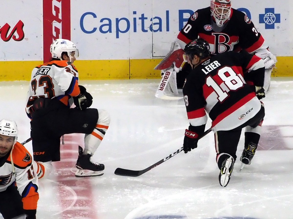 BellevilleSens's tweet photo. What's up, cous? #fortheB https://t.co/1Gw8i70wiH