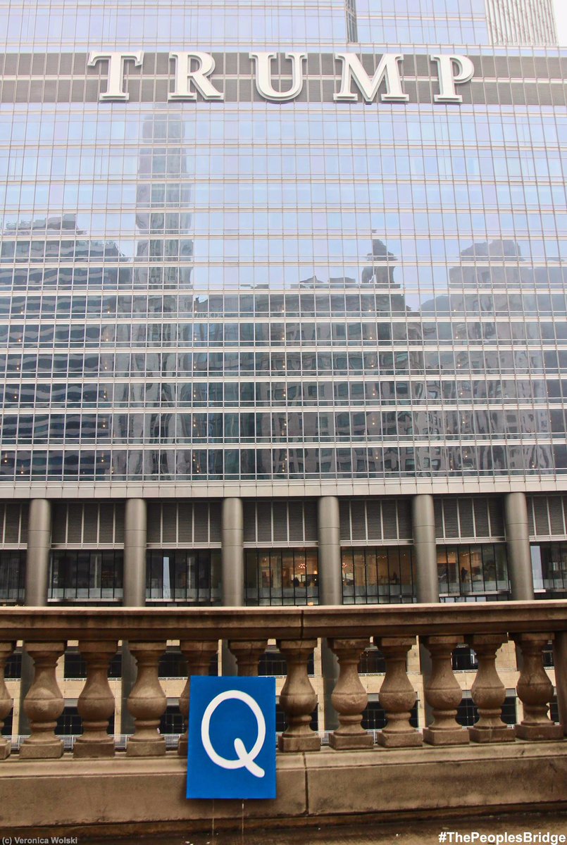 Stress Test launched me to go Downtown....
As I #Believe in Santa... regardless of words, I #Trust my intuitions, coupled with #Coincedences
Chicago loved the arrival of Q, and I love your return back.
#WelcomeHome
#ThePeoplesBridge