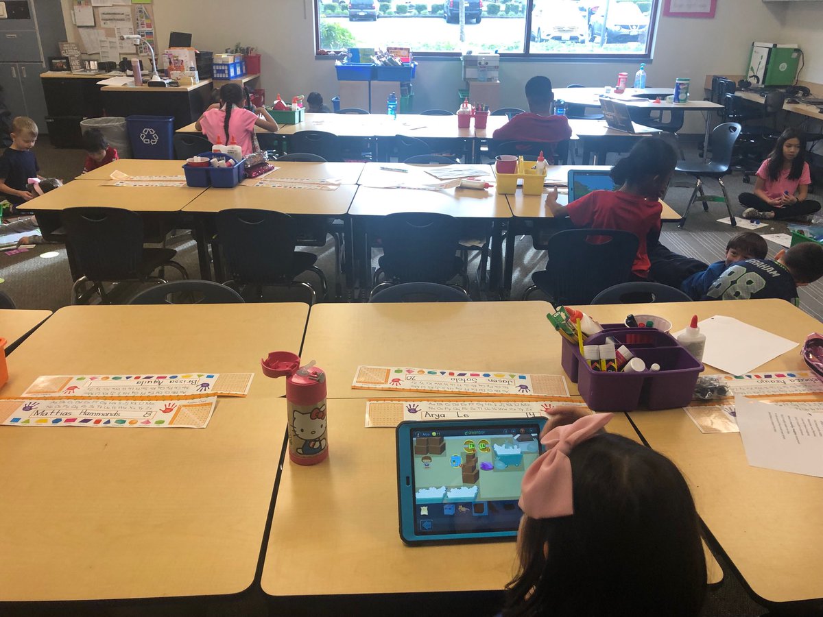 First grade students practicing math on iPads! ⁦@Renton_Schools⁩ #RSDexcellence