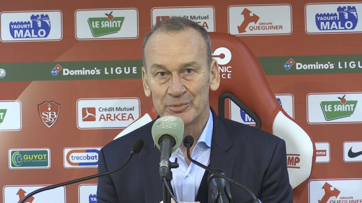 GrimaultXavier's tweet photo. Furlan après la balade brestoise 3-0 "Avoir 37 points à la 18ème J çà ne m'est jamais arrivé dans ma carrière! Si çà ne présage rien, çà montre un état d'esprit exceptionnel de mes joueurs. Si on tient 2pts par match jusqu'à la fin on sera pas loin du haut" #SB29ASB #SB29 #Brest https://t.co/yM5WY1Zfzn