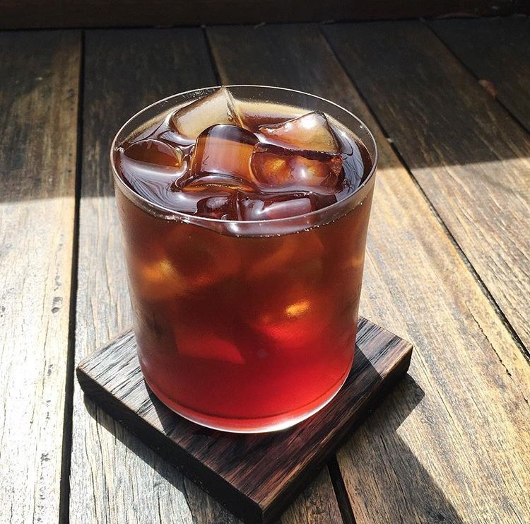 Saturday morning delight ❄️ ☕️ 🌏 💚@coffeebondibeach #CoffeeCliQ #bondi 
.
.
.
.
.
.
#cafe #icecoffee #coldbrew #ice #chill #cliq #summer #biodegradablecoffeepods #sydneycoffee #sydney #coffee #australia #brew #nespresso #compatible #gobio #compostable #capsules 📸@bijouxxu