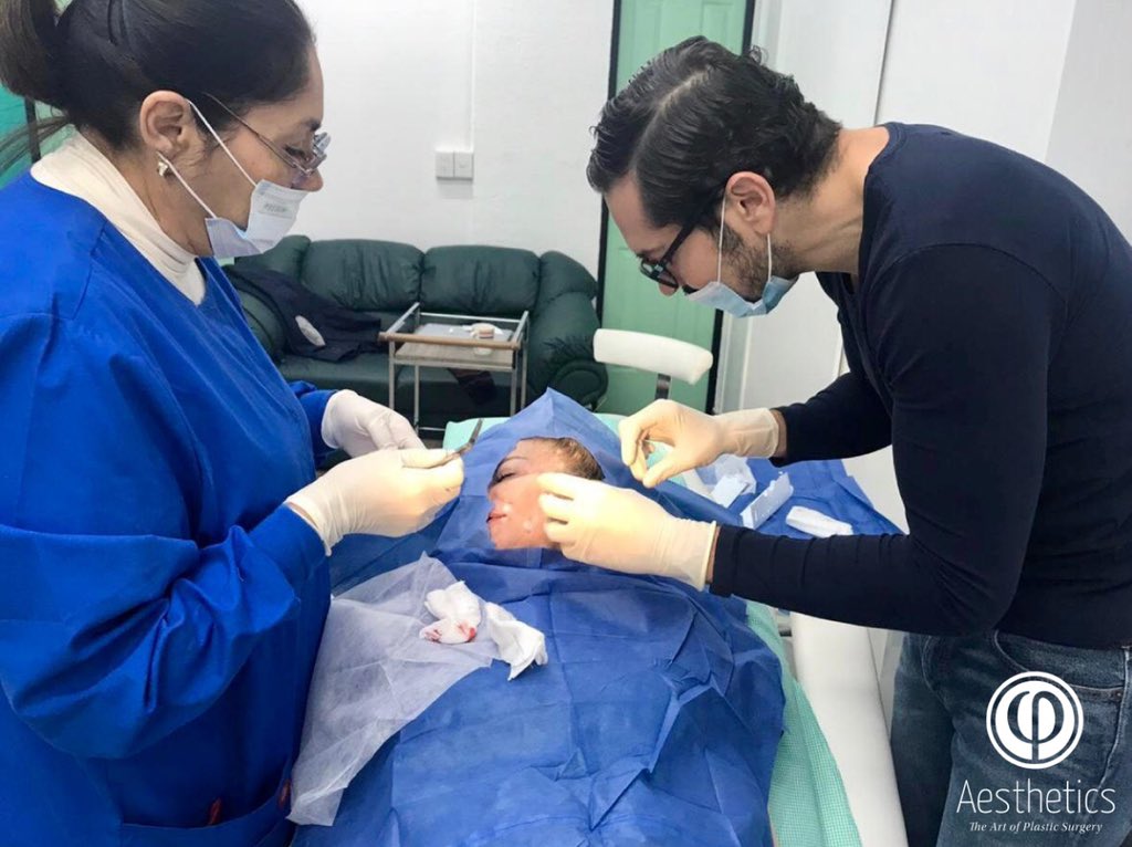 gjcplastico's tweet photo. Hoy visité #Aguascalientes para dar un taller sobre cómo aplicar correctamente #SilhouetteSoft y #Ellansé en pacientes que buscan procedimientos no quirúrgicos.
¡Gracias por la invitación #SinclairPharma! 👨🏻⚕️✔️ https://t.co/SJOHGRC68q