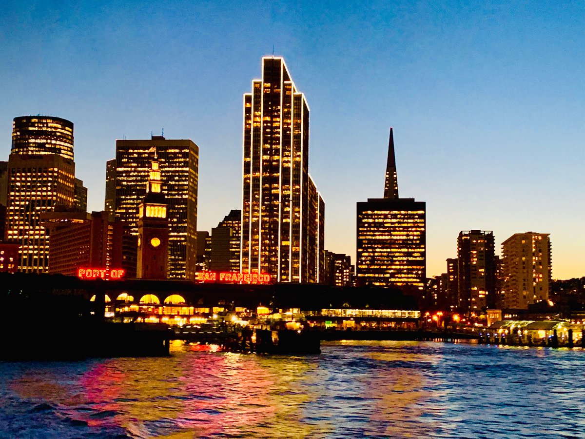 WindowWorksUSA's tweet image. RT @bluedonkey Great views of ⁦@FerryPlaza⁩ and #EmbarcaderoCenter tonight from the ⁦@SFBayFerry⁩ #Argo on the 5:20 run to Alameda.