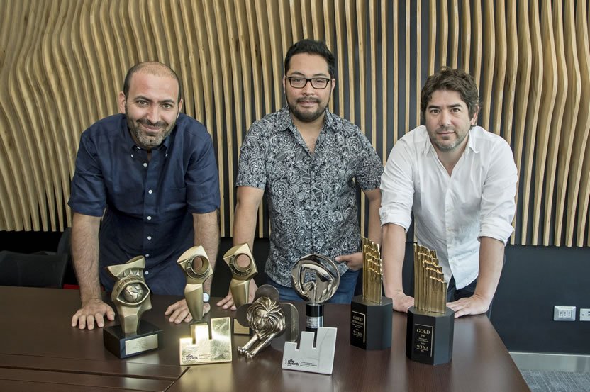 "Cultura digital integrada". Alejandro Silberstein, Director Ejecutivo de <a href="/rayatw/">Raya</a>, analiza los desafíos de la industria chilena ow.ly/QgLe30mZtMA