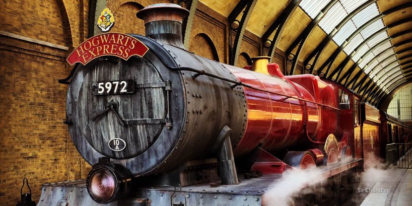 languagexp's tweet image. J.K Rowling empezó #HarryPotter en un tren con retraso que viajaba de #Manchester a #Londres en 1990. Visita: experienciaidiomas.com