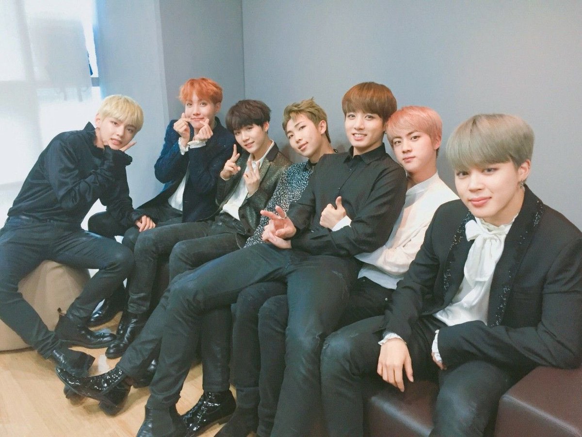 gukksdior's tweet photo. ARMY we promise: 2019 we will soar higher and higher, we’ll show you how much we love and adore you and if that means you take a break to rest/heal then we support it - you want to release another album? we’ll brake all the records. we purple you. @BTS_twt #ThanksForStayingBTS https://t.co/vrv2Lu7Gf2