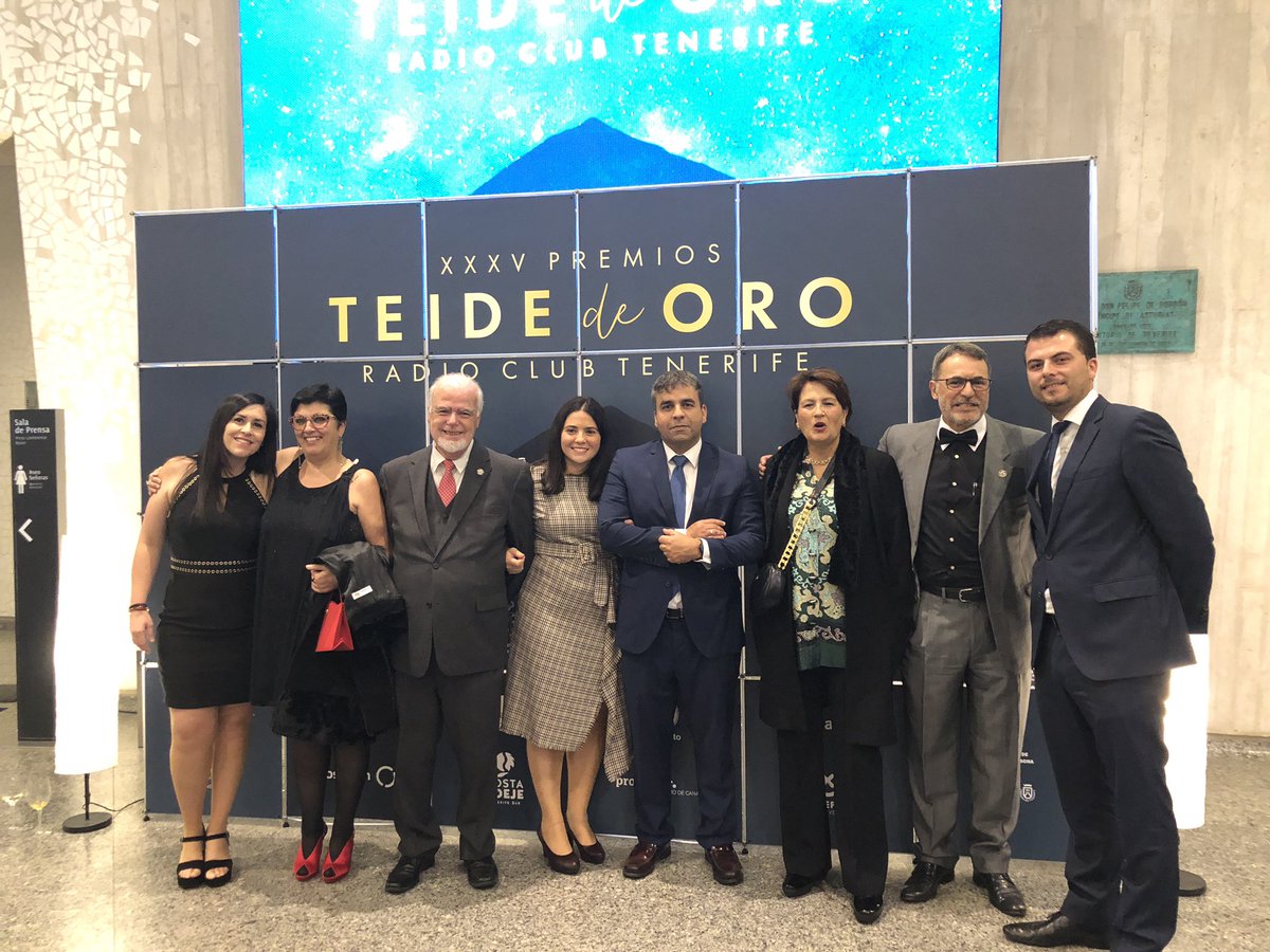 JacobAfonso's tweet photo. #teidedeoro2018 rodeado de grandes personas https://t.co/WYvfMN2rKj