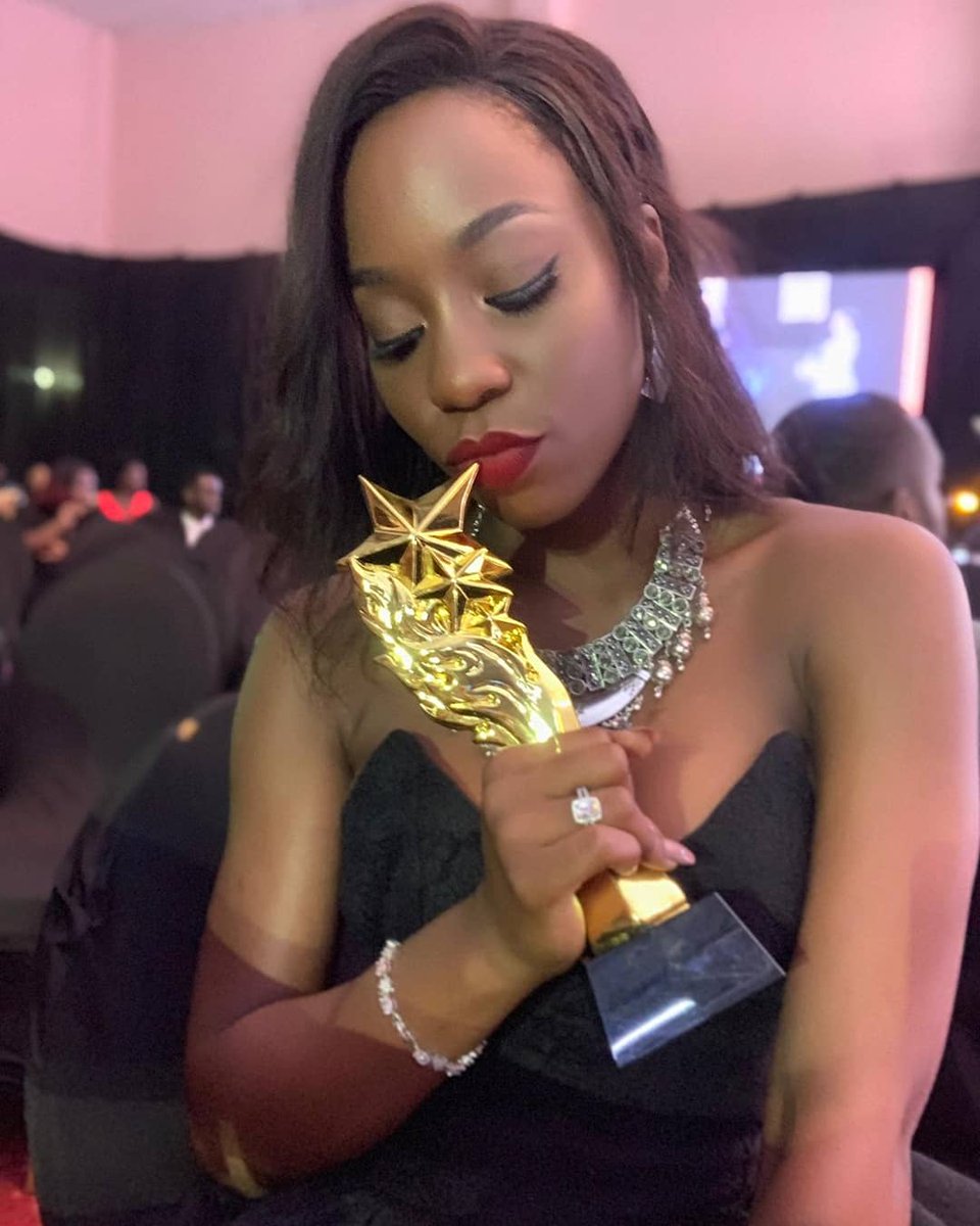malaikatenshi's tweet photo. I WONππππ€© #MostStylishEventsHost #PAFA2018
Thank you so much for the love and support.
I want to appreciate every single Ugandan Designer I have worked with this year.... @berylqouture @sewBantu @elsy_house_of_fashion and M&E( Malaika & Ethel)
All the Glory to God. https://t.co/CGlp3SKXlf
