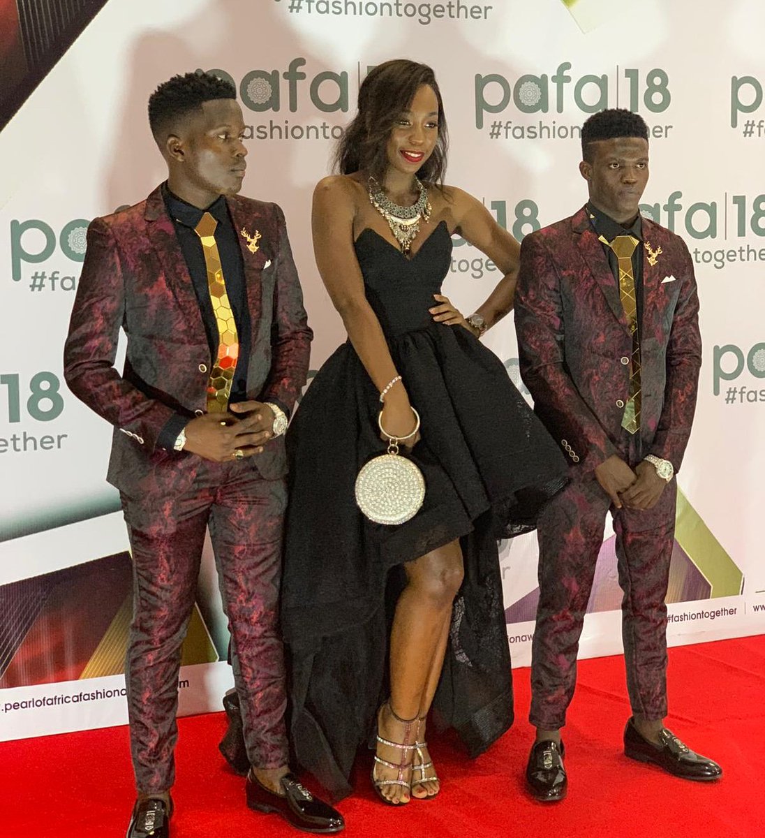 malaikatenshi's tweet photo. I WONππππ€© #MostStylishEventsHost #PAFA2018
Thank you so much for the love and support.
I want to appreciate every single Ugandan Designer I have worked with this year.... @berylqouture @sewBantu @elsy_house_of_fashion and M&E( Malaika & Ethel)
All the Glory to God. https://t.co/CGlp3SKXlf