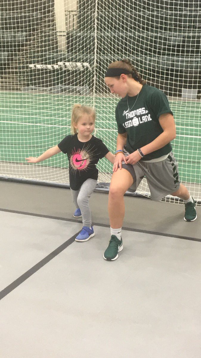 TiffinUWBB's tweet photo. Our last day before break was a successful day spent holding our 1st Free Kid’s Clinic and Cheering on @TiffinUHoops !! https://t.co/XOW1fARtFW