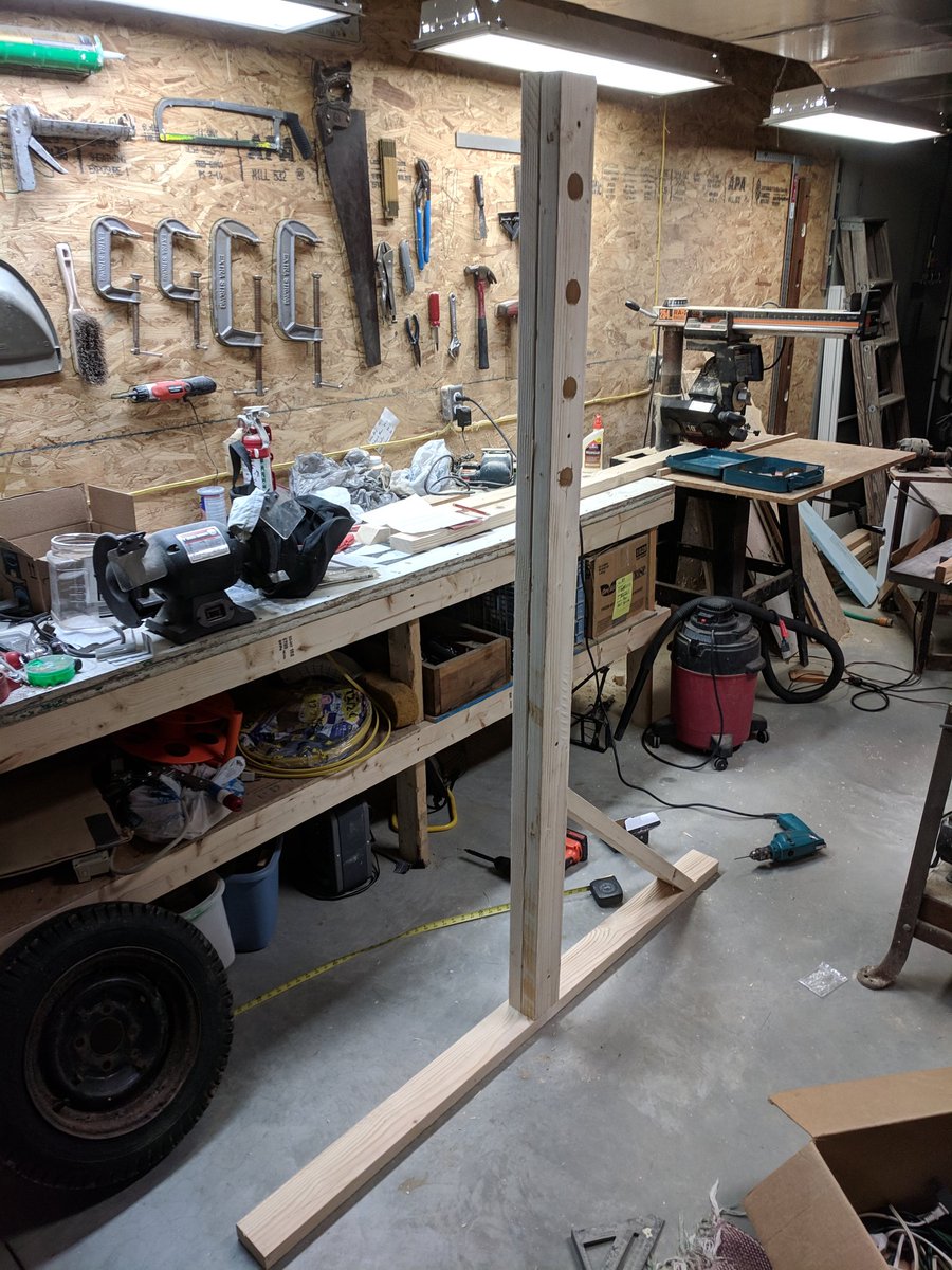 jeremywalter's tweet photo. #dadcraft home made gymnastics kip bar. Started hand making a gift for the kids last year for Christmas and think I'ma keep the tradition going. https://t.co/Vu8qNMWtUU
