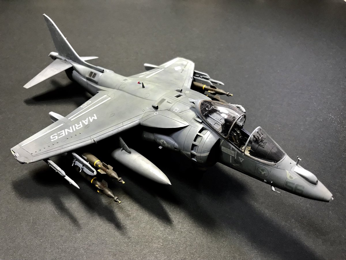 今回、出撃したのは、ハセガワ1/48ハリアーII