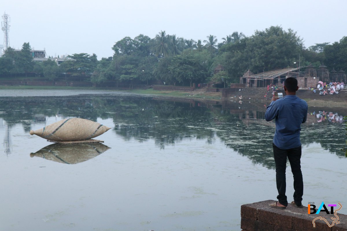 BAT_BBSR's tweet photo. Some Captured moments of visitors while visiting the artworks #BAT2018!
Thank you for your love and support.
For more details visit us at:
https://t.co/D5opkqHm4z
Bhubaneswar Art Trail - 2018
——Navigation is Offline—— https://t.co/QhFSV5JDEk
