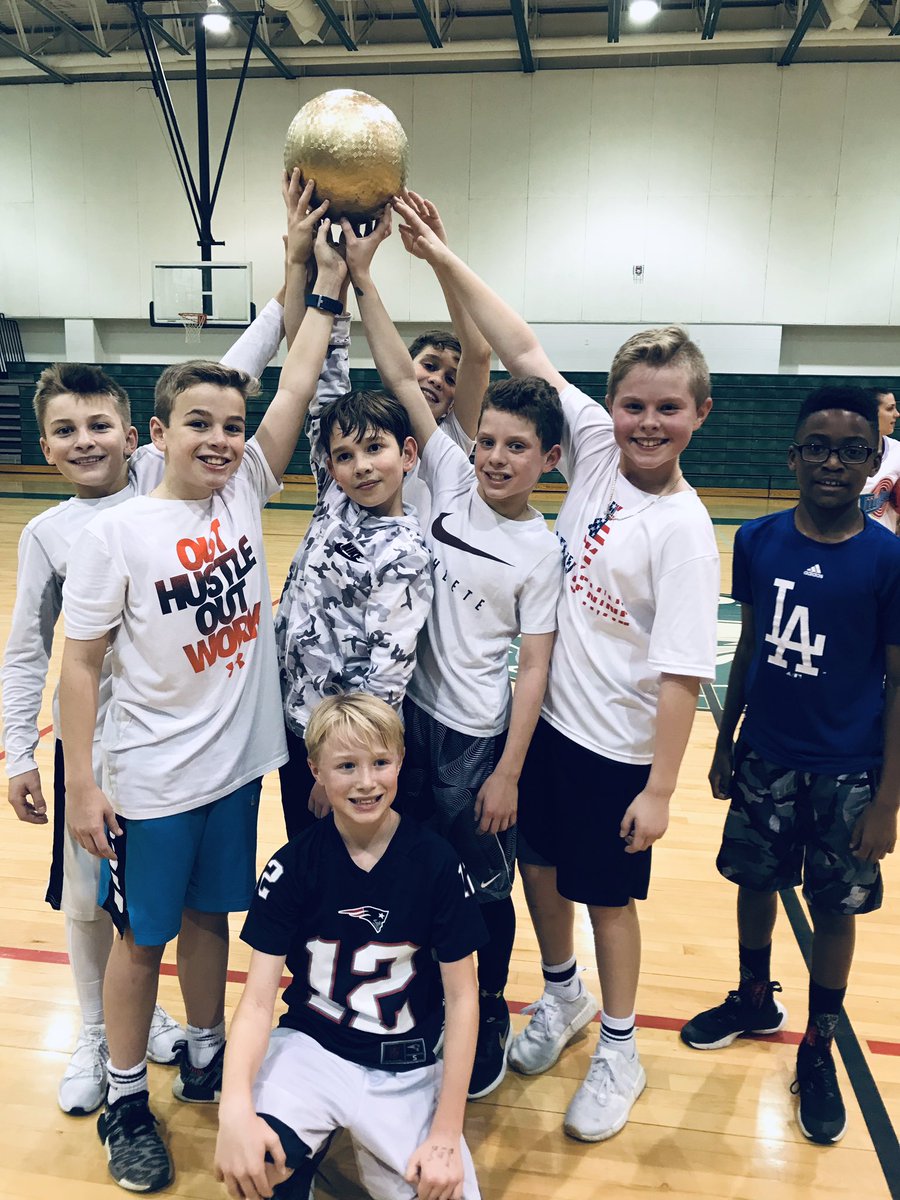 ReynoldsStuCo's tweet photo. Congrats to our 2018 dodgeball tournament winners!!! @PISDReynolds #WeAreReynolds https://t.co/NsrwQSSRCS