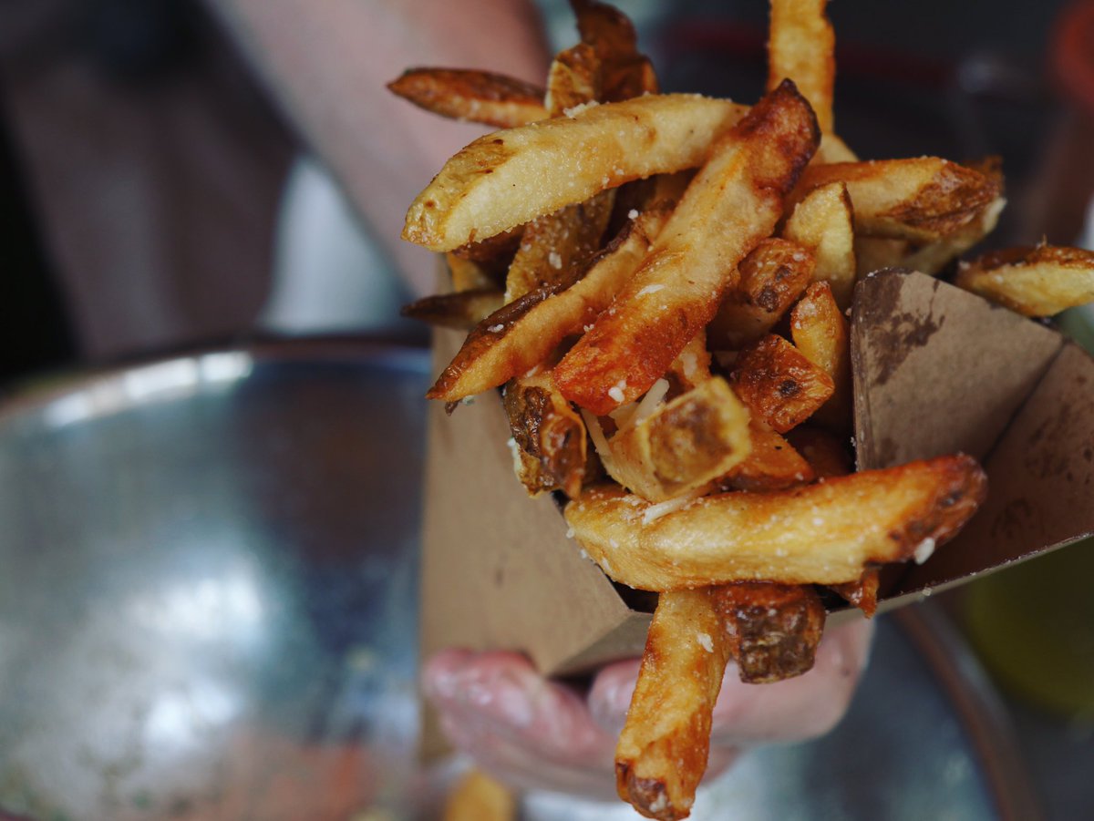 Home Frite tweet media