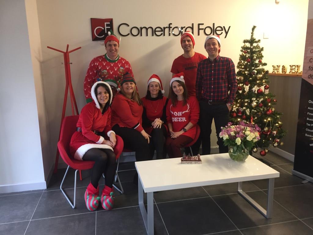 comerfordfoley's tweet photo. Whereβs AedΓn???? (And Jane!) #wearredtowork https://t.co/SffzKZcbb7