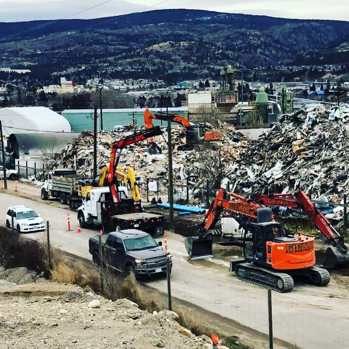 Grizzly Excavating tweet media