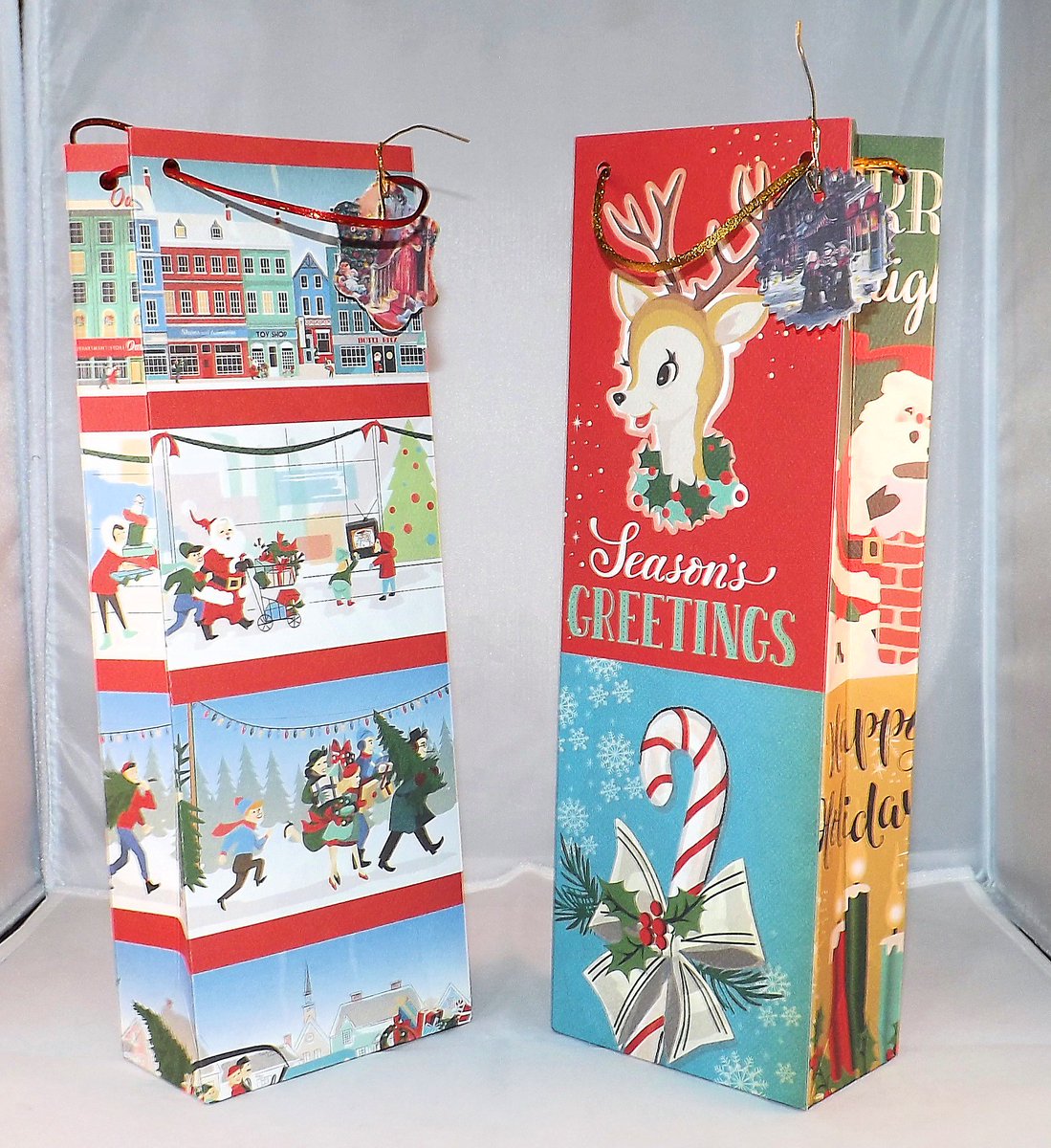 Dimpenavalpo's tweet photo. Amigas y amigos, Diseños e Impresiones Peña elaboró para ustedes unos maravillosos diseños #vintage como bolsitas de navidad. Se importó cartulina de la renombrada marca @echoparkpaper. Consulta por tu diseño favorito. #dimpena #valparaiso #vinadelmar #disenos #navidad #christmas https://t.co/plKhK5sH8J