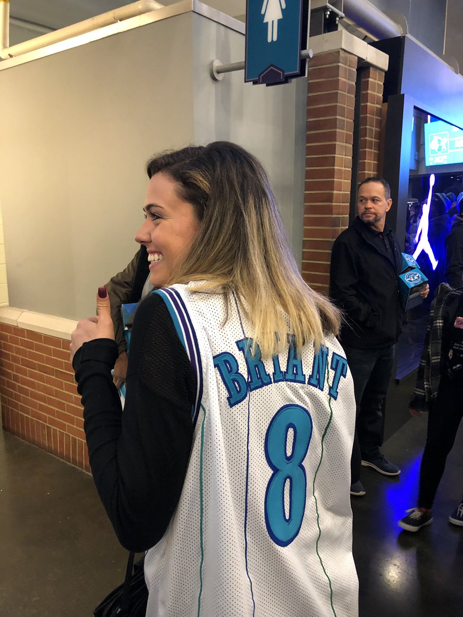 kobe bryant charlotte jersey